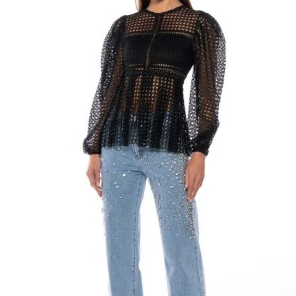 NEW - Akira PEPLUM FITTED LONG SLEEVE BLOUSE In Black -Size - XL